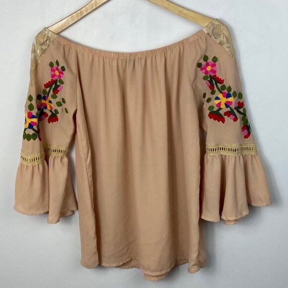 Revolve Vava by Joy Han Kaciee Off Shoulder Top Size Small Embroidered Bohemian - Picture 10 of 10